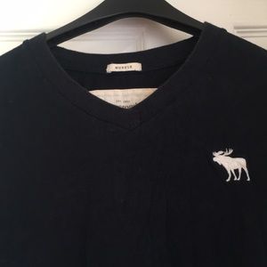 Abercrombie & Fitch black muscle tee